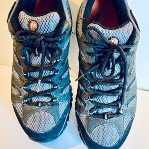 Built for the Wild: The Merrell Moab, Size 12